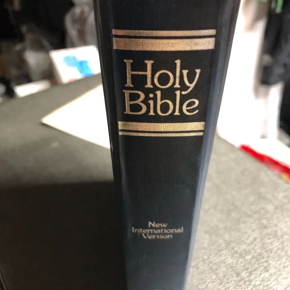 New International Version - Blue Hardcover